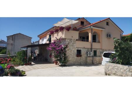 Apartment Lemi Ražanac Kroatien