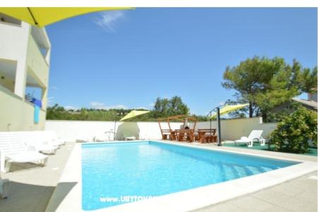 Home or Apts Miočić without owner – Ražanac Kroatien