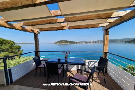 Appartements Maris - Beach Haus  Rogoznica Kroatien