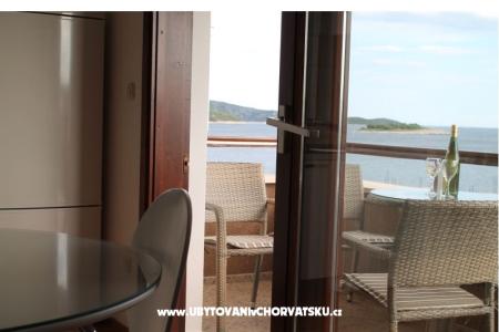 Appartements Tomo Rogoznica Kroatien