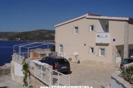 Ferienwohnungen Daksa Rogoznica Kroatien