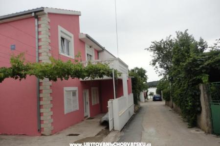 Ferienwohnungen Jurjević foto 2