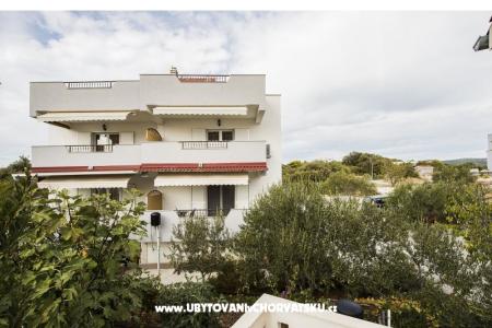 Appartements Magnolia Radačić Rogoznica Kroatien