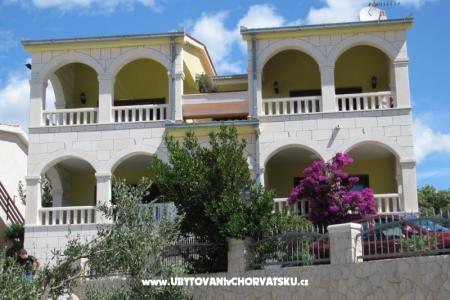 Appartements Villa Milakovic Rogoznica Kroatien