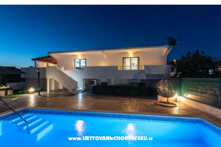 Vila Alina Rogoznica Kroatien