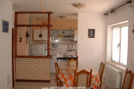 Apartment Ruzmarino foto 4