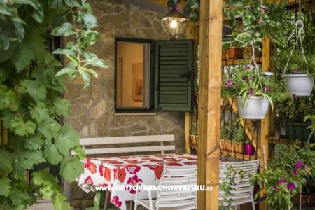 Ferienwohnungen Brodarica Gaj Sibenik Kroatien