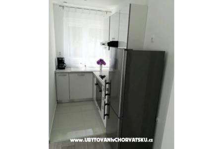 Ferienwohnungen Brodarica foto 4