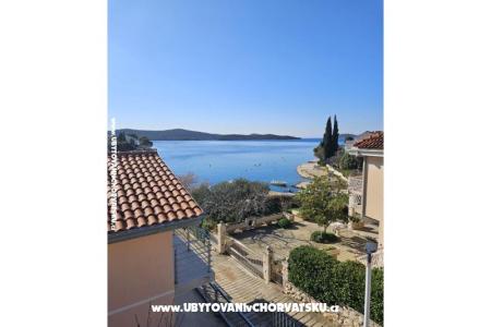 Villa Aura Maris Sibenik Kroatien