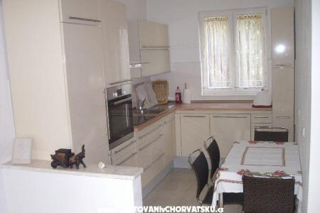 Apartment Varos foto 3