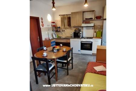 Apartment Deni foto 5