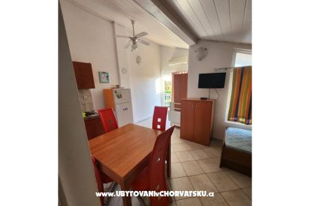 Studio Appartements Grom  foto 5