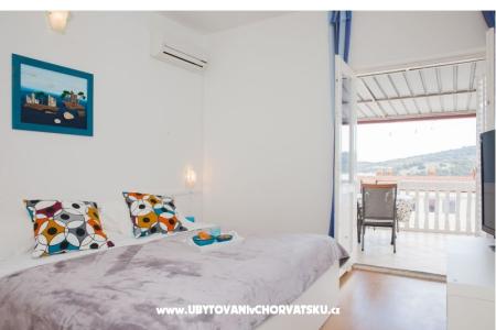 Ferienwohnungen Barbara Tisno foto 5