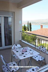 Apartment Anadina KOMFOR KRAJ PLAŽE foto 5