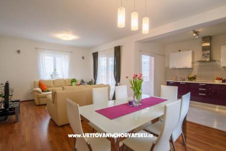 Apartment Pjerina Trogir foto 2