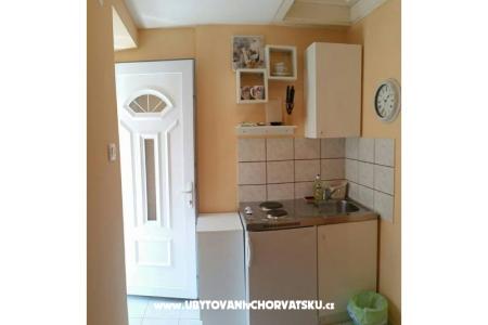 Ferienwohnungen Stone Haus foto 4