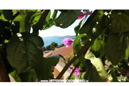 Familien-Appartement Okrug Donji foto 3