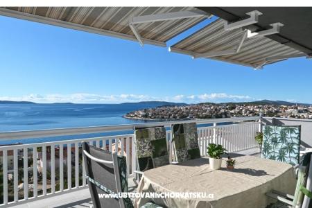 Ferienwohnungen Tia Trogir Kroatien