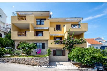 Villa Monika Trogir Kroatien