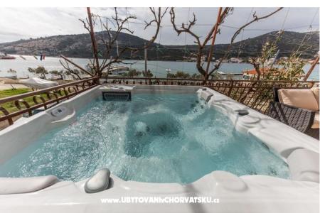 Vila MATE Trogir Kroatien