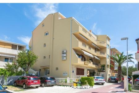 Appartements Barba Tucepi Kroatien