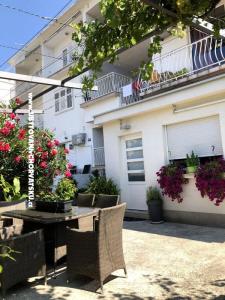 Appartements Zane Tucepi Kroatien