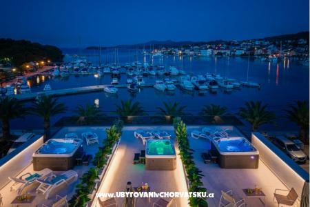 Ferienwohnungen Dora Kukljica  Insel Ugljan Kroatien