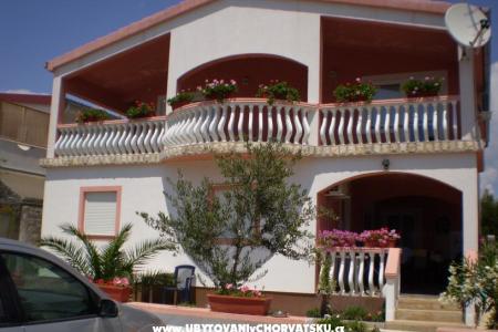 Appartements Kantoci Insel Vir Kroatien