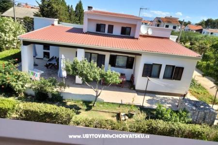 Appartements Budija / Lavanda Insel Vir Kroatien