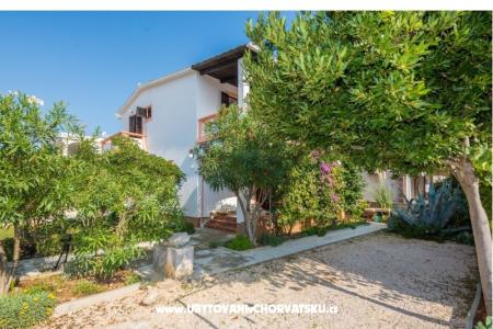 Manda Appartements Insel Vir Kroatien