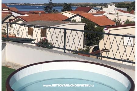 JACUZZI Family Apartment foto 3