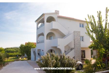 Appartements Biluš Vodice Kroatien