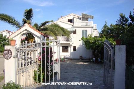 Antonela  Vodice Kroatien