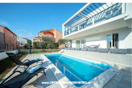 Beach Villa mit Pool Tribunj foto 2