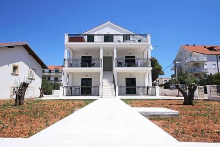 Villa Lucich I. - II. foto 3