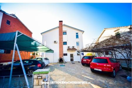 Ivan Ferienwohnungen &amp; Zimmers foto 2