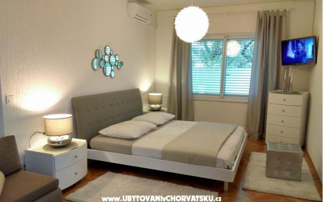 Appartements Čivljak - Unterkunft Baska Voda Kroatien