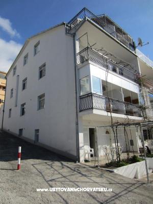 Appartements Paula i Ante - Unterkunft Baska Voda Kroatien