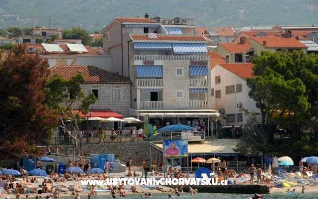 Appartements Villa Rozika - Unterkunft Baska Voda Kroatien