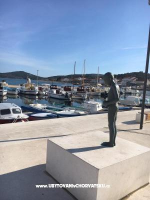 Haus Lukin - Unterkunft Betina Kroatien