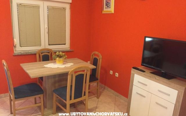 Apartment Dina - Unterkunft Bibinje Kroatien