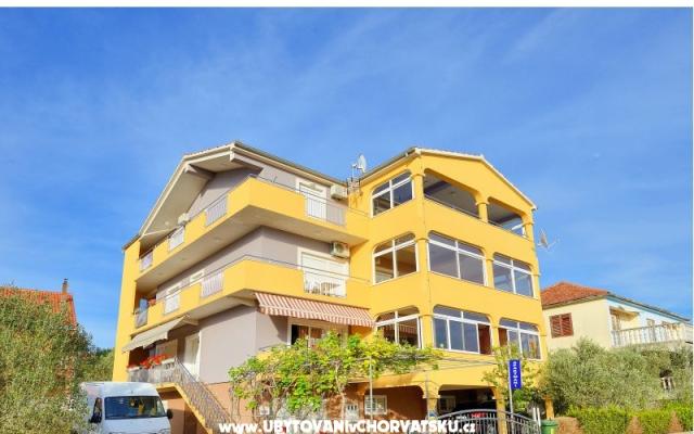 Appartements Mareta - Unterkunft Bibinje Kroatien