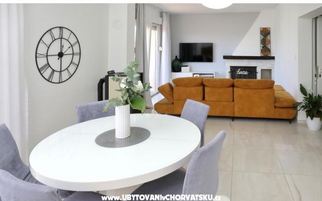 Bella's Home - Unterkunft Bibinje Kroatien