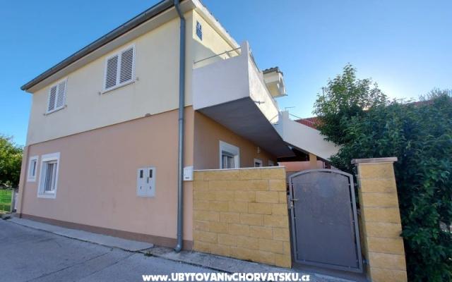 Apartment Otok ljubavi - Unterkunft Biograd am meer Kroatien