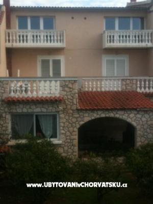 Appartements Sladić - Unterkunft Biograd am meer Kroatien