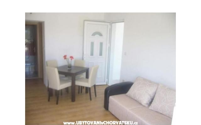 Appartements Ivana - Unterkunft Drvenik Kroatien