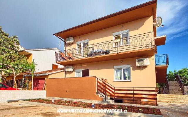 Appartements Mishel - Unterkunft Fazana Kroatien