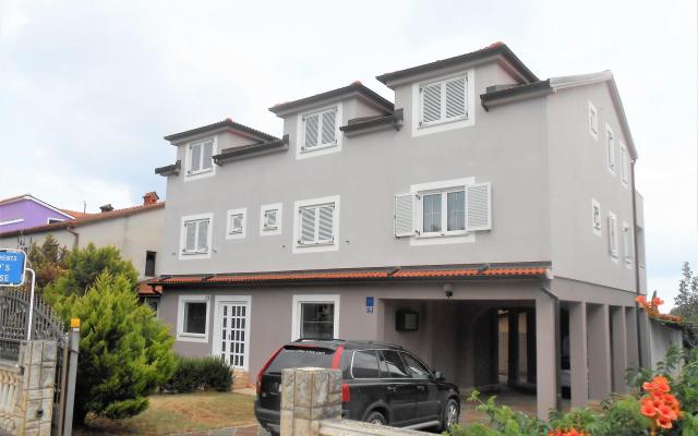 Apartment Jozic - Unterkunft Fazana Kroatien