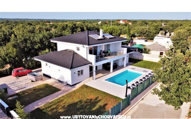 Villa Hedonistra - Unterkunft Fazana Kroatien