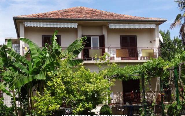 Apartment Ljuba - Unterkunft Sv. Filip i Jakov Kroatien